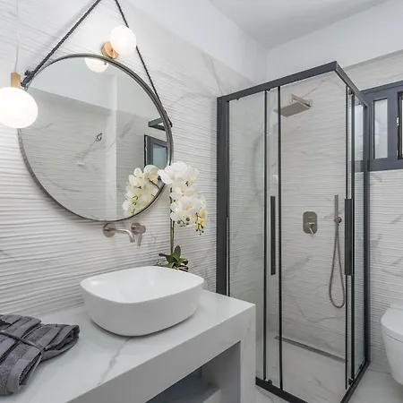 Maria Pf Ee Νυδρί