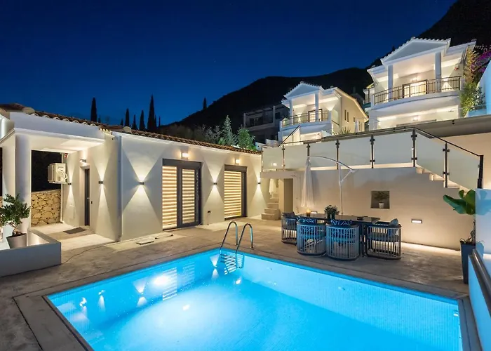 Maria Pf Ee Vila Nydri (Lefkada)